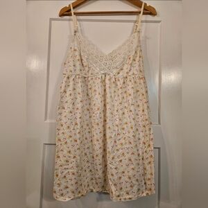 Victoria's Secret size large floral night gown, 100%cotton exclusive of trims